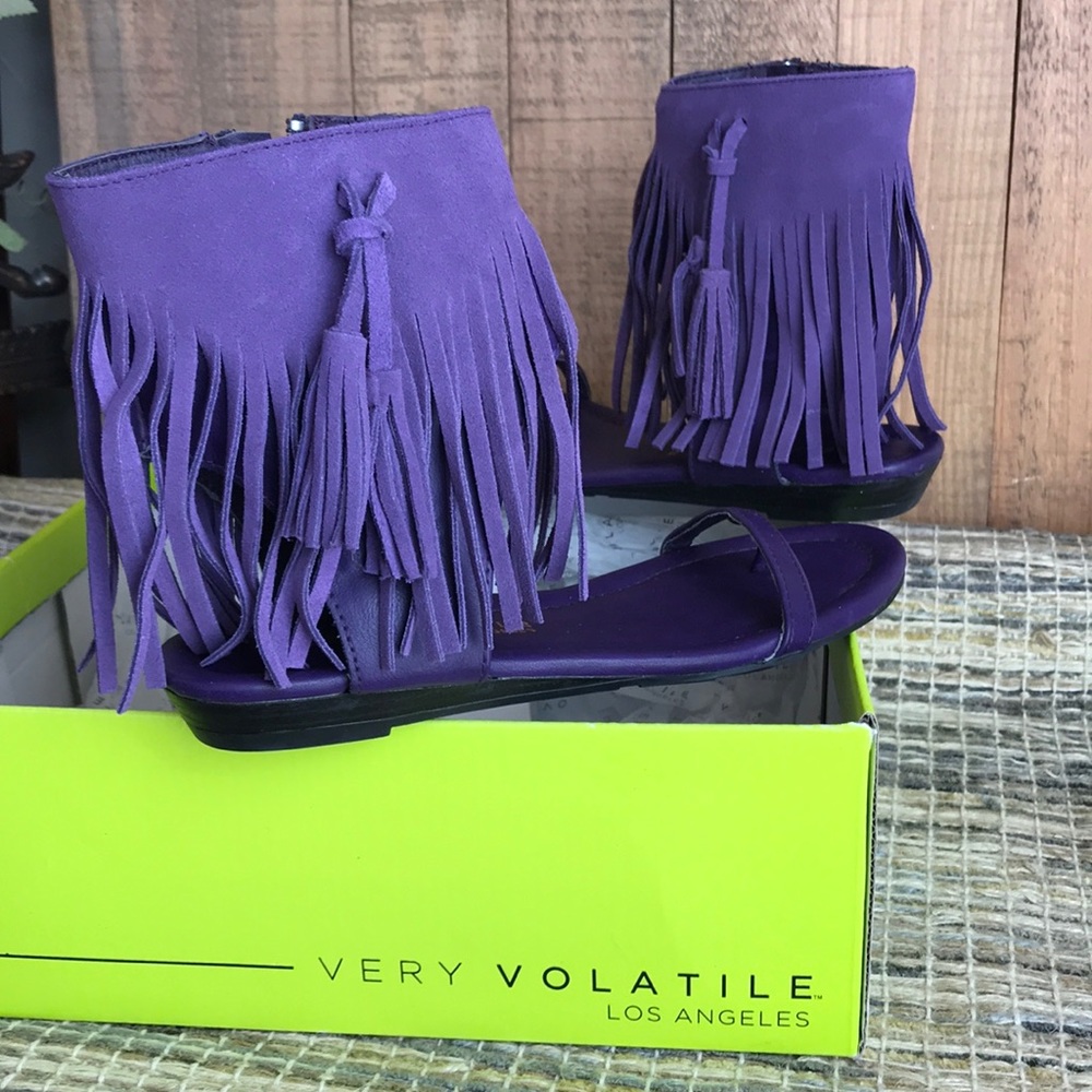Very Volatile Lex Fringed Sandals - Picture 2 of 8